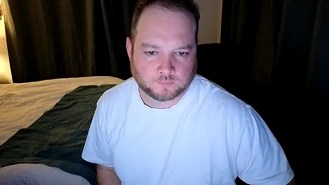 Snapshot of john_clarisa chatting on December 20, 8:21 am john clarisa online show from December 20, 8:21 am