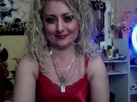 Snapshot of xHot_Amazonq chatting on November 17, 6:24 pm xHot Amazonq online show from November 17, 6:24 pm