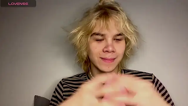 nikolasbucks online show from March 31, 8:09 pm