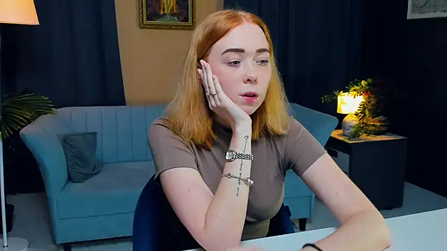 Snapshot of AddieOsler chatting on November 13, 8:19 pm AddieOsler online show from November 13, 8:19 pm