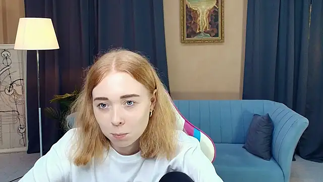 Snapshot of AddieOsler chatting on November 27, 8:44 pm AddieOsler online show from November 27, 8:44 pm