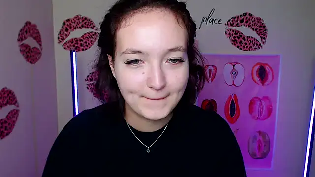 Snapshot of MissAriaa chatting on October 28, 7:23 am MissAriaa online show from October 28, 7:23 am