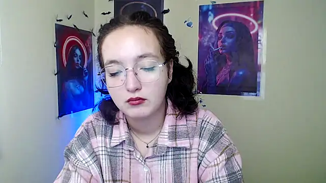 Snapshot of MissAriaa chatting on November 20, 7:19 am MissAriaa online show from November 20, 7:19 am