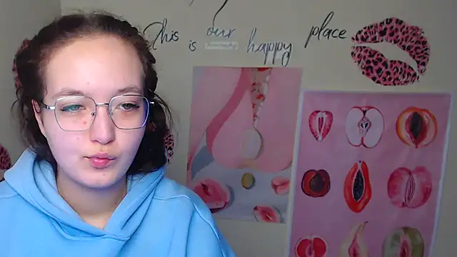 Snapshot of MissAriaa chatting on November 28, 7:11 am MissAriaa online show from November 28, 7:11 am