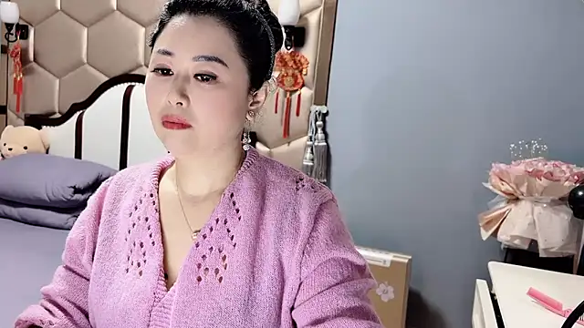 yaoyao22678 online show from April 30, 1:45 am