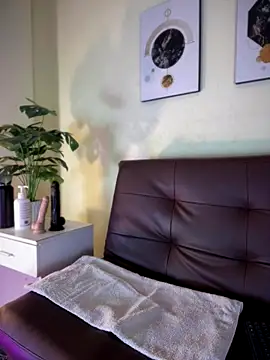 Snapshot of RileyFlame chatting on November 20, 3:34 pm RileyFlame online show from November 20, 3:34 pm