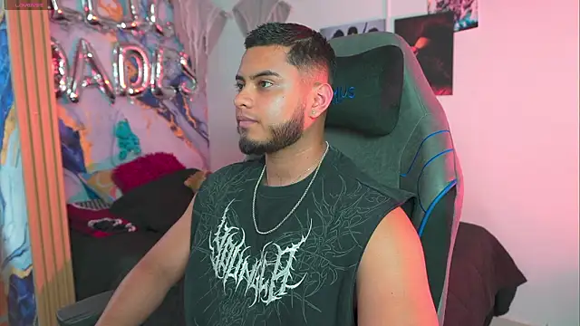 Tiler wolker online show from March 6, 10:17 pm