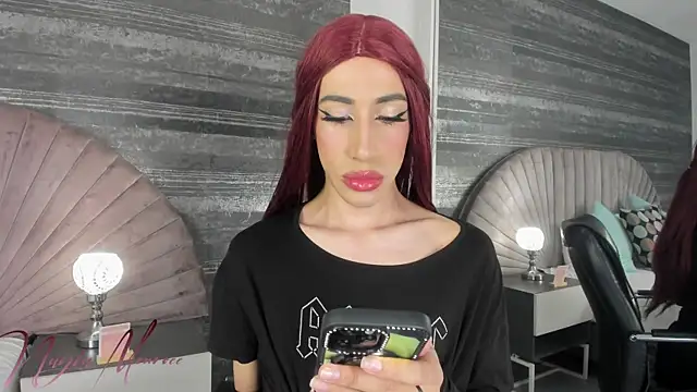 Snapshot of Nayla_Monroee chatting on June 26, 9:19 pm Nayla Monroee online show from June 26, 9:19 pm