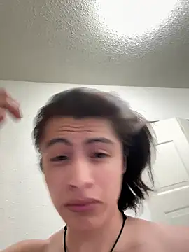 alexismar28 online show from April 21, 11:07 pm