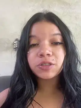 Snapshot of gabydoanal chatting on December 22, 11:51 am gabydoanal online show from December 22, 11:51 am