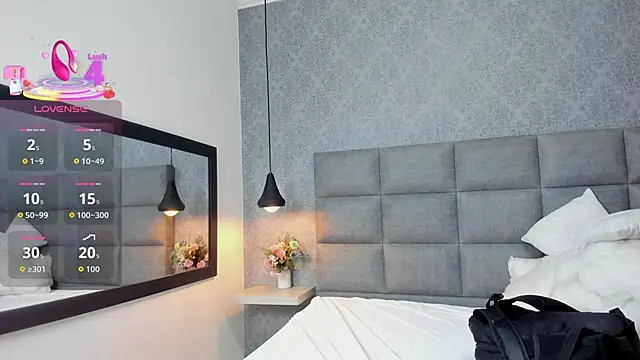 Snapshot of Luna_Bella3 chatting on November 29, 11:46 am Luna Bella3 online show from November 29, 11:46 am