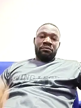 Snapshot of shoodly99 chatting on November 28, 3:42 am shoodly99 online show from November 28, 3:42 am