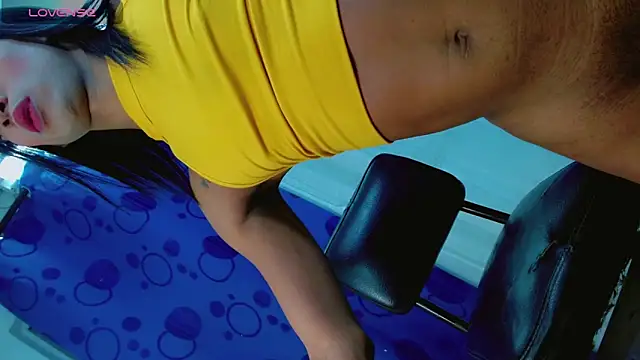 Snapshot of chairahot2 chatting on November 22, 8:57 am chairahot2 online show from November 22, 8:57 am