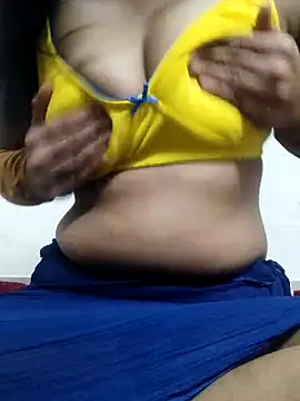 SexyBonitaaa online show from October 29, 7:15 pm