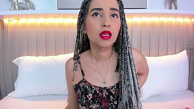 Snapshot of violett_rabbit_ chatting on November 12, 8:30 pm violett rabbit online show from November 12, 8:30 pm