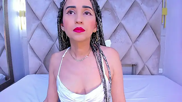 violett rabbit  online show from January 15, 8:12 pm