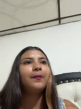 Snapshot of bbunny138 chatting on June 5, 4:19 am bbunny138 online show from June 5, 4:19 am