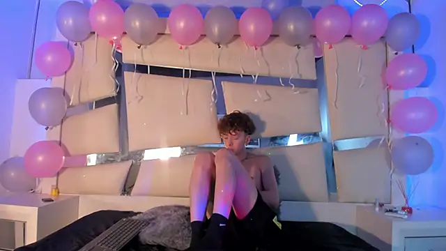 Snapshot of Genesis_ask chatting on November 5, 4:23 am Genesis ask online show from November 5, 4:23 am