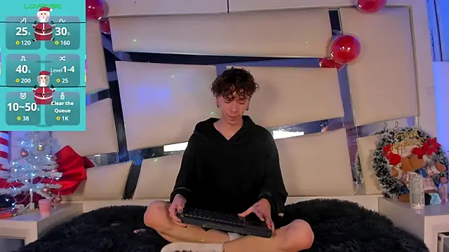 Snapshot of Genesis_ask chatting on December 17, 4:29 am Genesis ask online show from December 17, 4:29 am