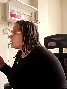 Snapshot of Angie_milf50 chatting on November 7, 3:12 pm Angie milf50 online show from November 7, 3:12 pm