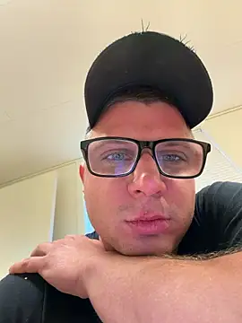 PolishBoy1995 online show from November 5, 1:44 pm
