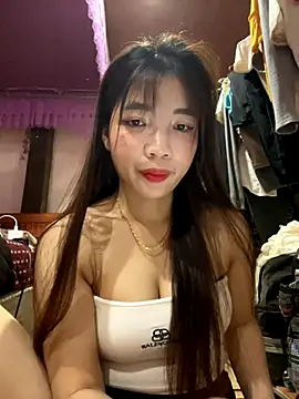 Snapshot of Zlienr023 chatting on November 9, 2:21 am Zlienr023 online show from November 9, 2:21 am