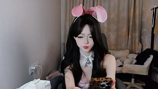 Snapshot of onnijiang123 chatting on November 2, 2:19 pm onnijiang123 online show from November 2, 2:19 pm