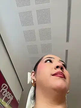 Snapshot of Hannahpradaa_ chatting on November 24, 8:52 pm Hannahpradaa online show from November 24, 8:52 pm