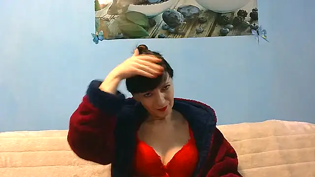 IffetLove42 online show from May 17, 9:17 am