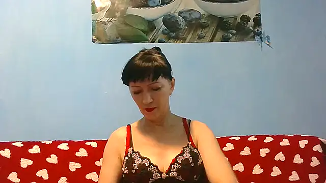 IffetLove42 online show from June 11, 8:45 am