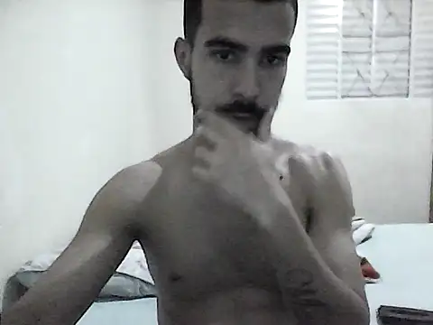 Snapshot of lucianoitalo chatting on October 30, 6:08 pm lucianoitalo online show from October 30, 6:08 pm