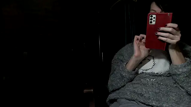 MissDyannis online show from March 4, 8:48 pm