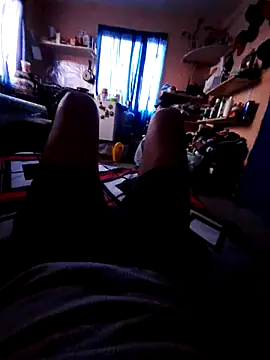 Snapshot of sanz957 chatting on November 10, 12:31 am sanz957 online show from November 10, 12:31 am