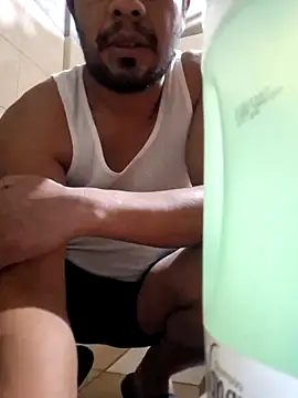 Snapshot of sanz957 chatting on November 29, 3:53 am sanz957 online show from November 29, 3:53 am