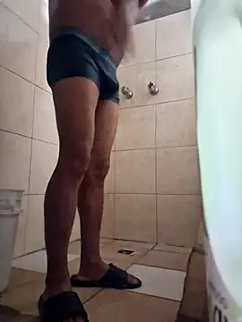 Snapshot of sanz957 chatting on December 5, 3:59 am sanz957 online show from December 5, 3:59 am