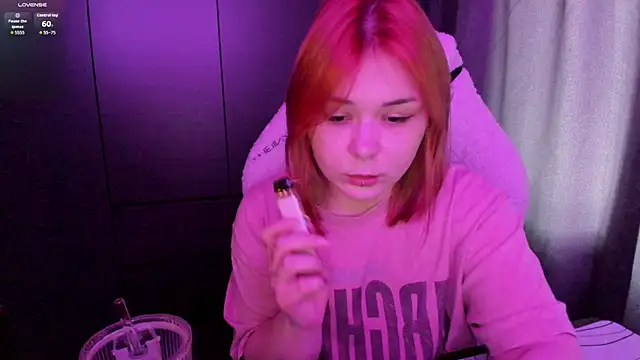 Snapshot of sophia_lix chatting on June 27, 10:53 am sophia lix online show from June 27, 10:53 am