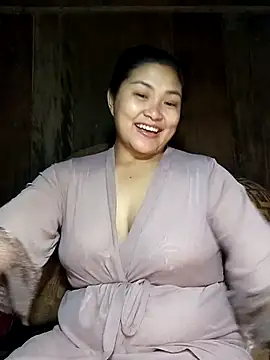 Snapshot of loncon-mup chatting on November 15, 3:59 am loncon-mup online show from November 15, 3:59 am