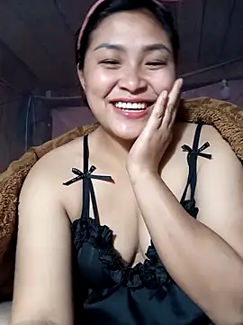 Snapshot of loncon-mup chatting on November 24, 3:01 pm loncon-mup online show from November 24, 3:01 pm