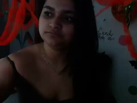 Snapshot of EmmaPayton_ chatting on October 28, 3:10 am EmmaPayton  online show from October 28, 3:10 am