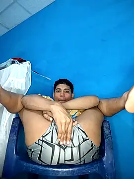 Snapshot of Alex_Sweeting chatting on November 28, 2:14 am Alex Sweeting online show from November 28, 2:14 am