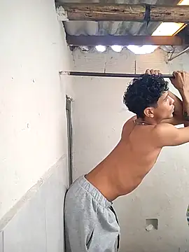 Alex Sweeting online show from March 17, 5:27 pm