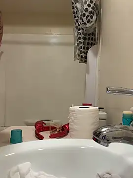 Snapshot of JayyBabyy1 chatting on October 29, 8:05 am JayyBabyy1 online show from October 29, 8:05 am