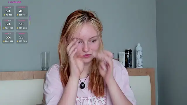 AngelWisee online show from August 4, 3:10 am