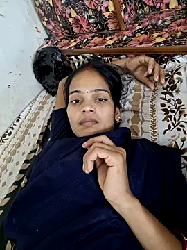 Snapshot of Tamilbhabhi chatting on October 27, 4:11 pm Tamilbhabhi online show from October 27, 4:11 pm