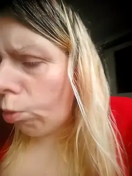 Snapshot of Lana-murr chatting on October 29, 7:32 am Lana-murr online show from October 29, 7:32 am