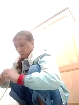 bella-la online show from February 1, 7:18 am