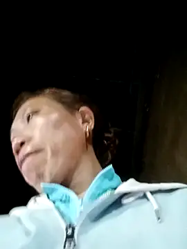 bella-la online show from February 17, 12:40 am