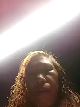 bella-la online show from February 18, 12:50 am