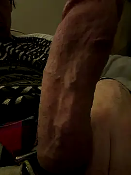 Snapshot of snake645464 chatting on November 1, 10:28 am snake645464 online show from November 1, 10:28 am