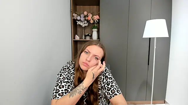 Snapshot of BernitaHaar chatting on October 29, 4:04 am BernitaHaar online show from October 29, 4:04 am